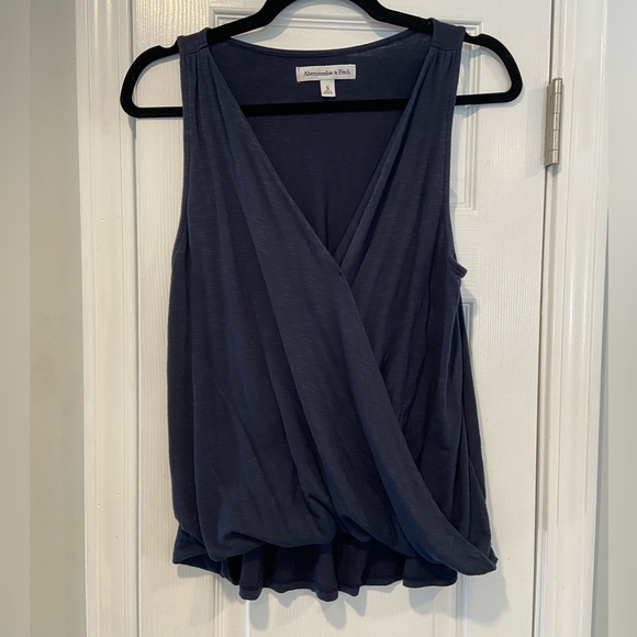 Abercrombie & Fitch Size S Navy Blue Soft Slub Knit Wrap Front Tank Top - Picture 1 of 10